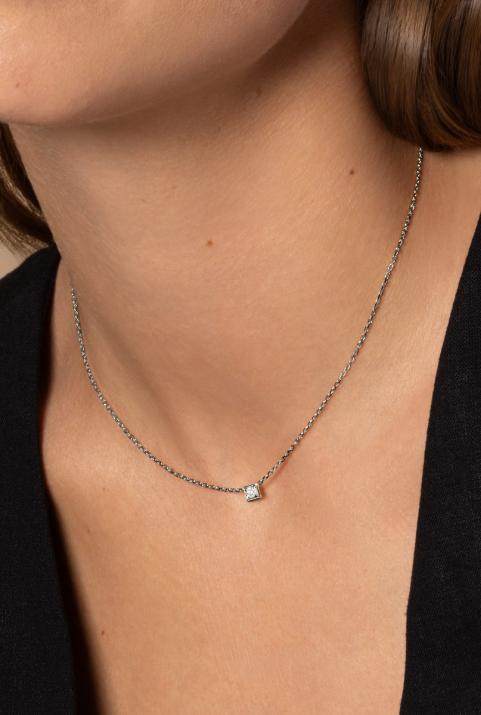Collar de cadena para mujer con 0.10ct de diamantes redondos en engaste de oro negro - Redline - 0++
