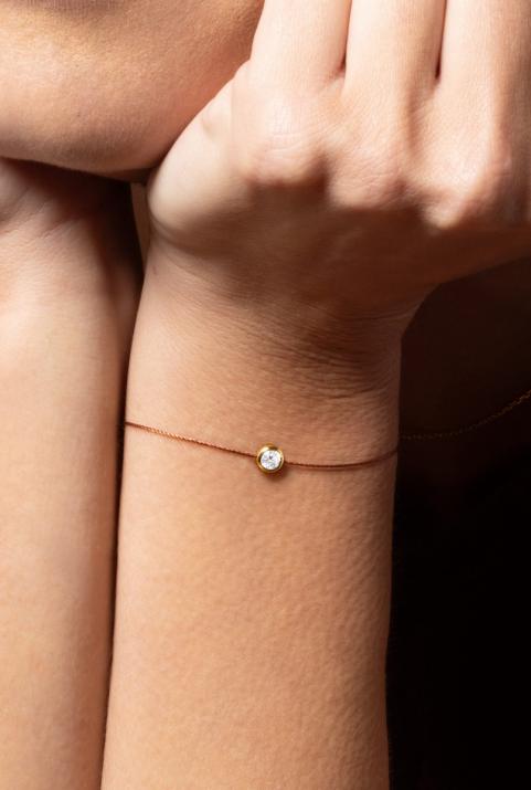Pulsera en hilo con diamante de 0.20ct en oro amarillo - Redline - 0++