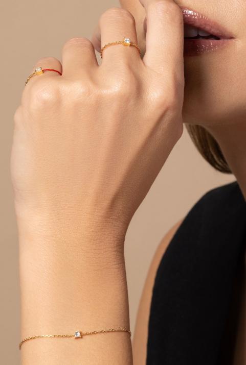 Pulsera en cadena con diamante princesa de 0.11ct en base de oro amarillo - Redline - 0++