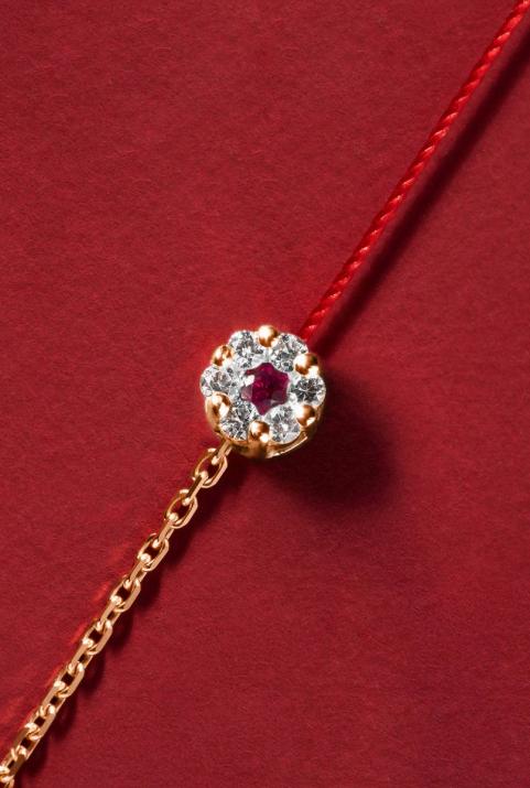 String and chain bracelet with white diamonds and a pink sapphire in rose gold cluster style setting - Redline - 0++