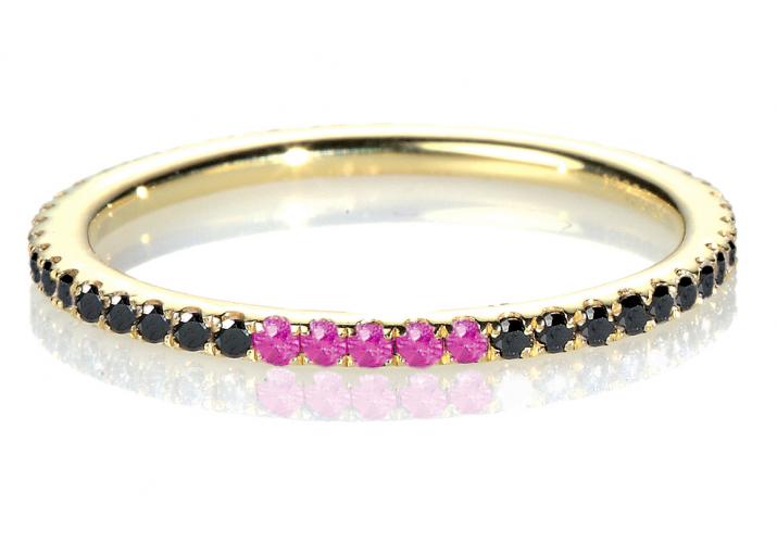 Anillo rígido con diamantes negros y 5 rubíes en oro amarillo - Redline - 0++