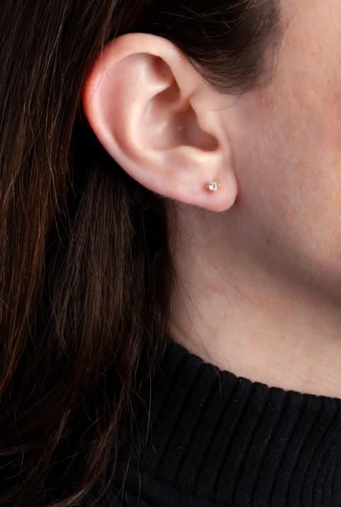 Earrings with 0.16ct diamond in yellow gold prong setting - Redline - 0++