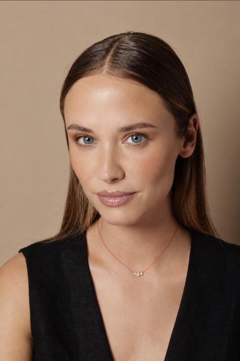 Collar en hilo con 0.20ct de diamantes en base de oro amarillo - Redline - 0++