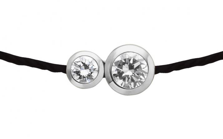 Pulsera en hilo con diamante de 0.15ct en base de oro blanco - Redline - 0++