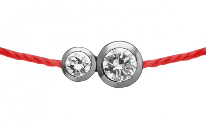 Pulsera en hilo con diamante de 0.15ct en base de oro negro - Redline - 0++