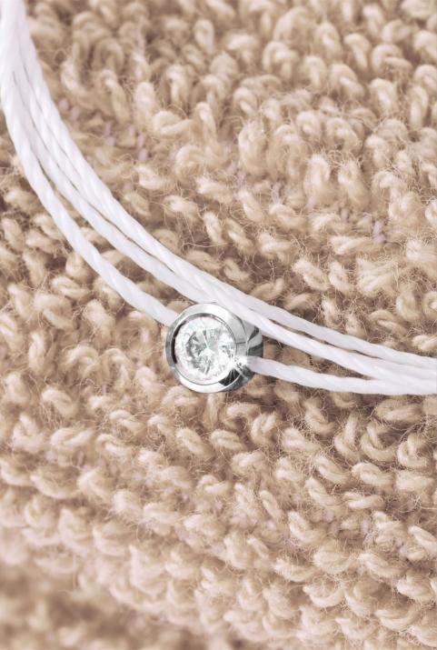 String bracelet with 0.1ct diamond in black gold bezel setting - Redline - 0++