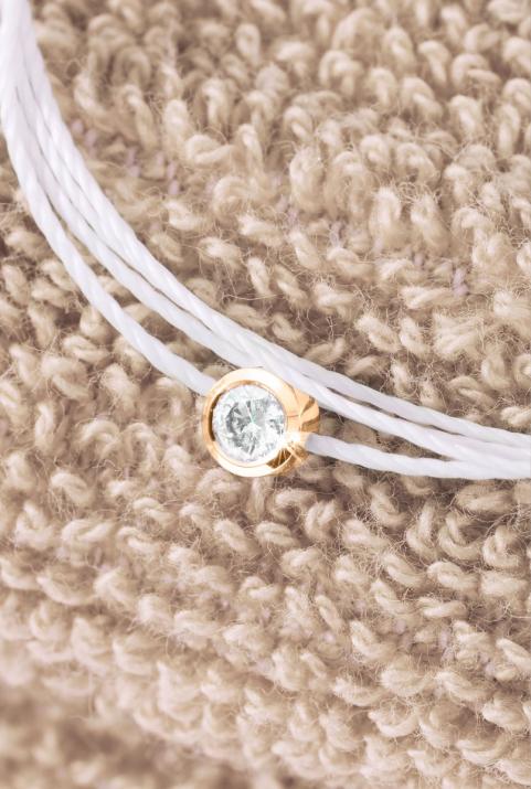 String bracelet with 0.1ct diamond in rose gold bezel setting - Redline - 0++