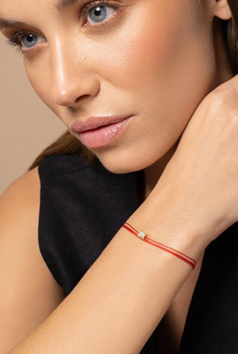 Pulsera de varias cuerdas para mujeres con 0.10ct de diamantes redondos en engaste de oro amarillo - Redline - 0++