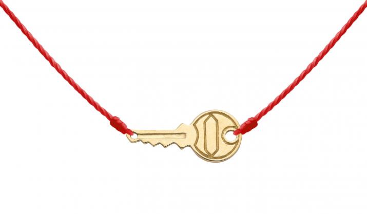 Collar en hilo con llave en oro amarillo - Redline - 0++