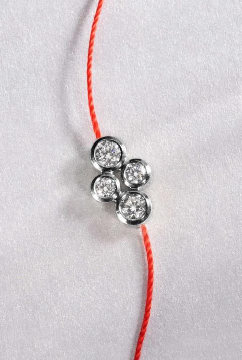 Pulsera en hilo con 4 diamantes en base de oro negro - Redline - 0++
