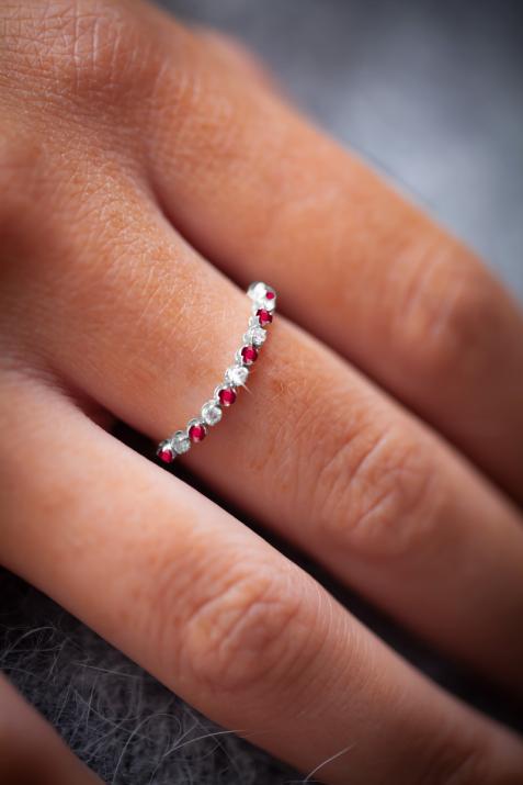 Anillo marilyn ruby dorado blanco - Redline - 0++