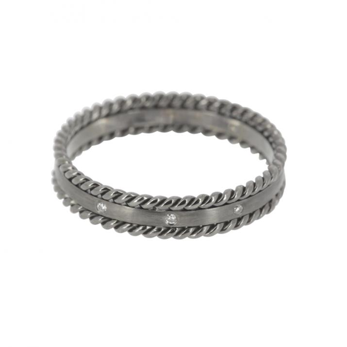 Ring with 0.06ct Round Diamond in Black Gold Pavé Setting - Redline - 0++