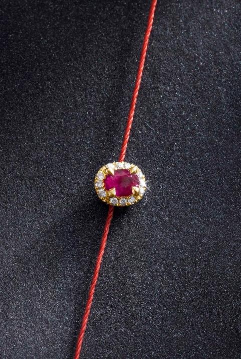 Ruby and diamonds string bracelet in yellow gold prong setting - Redline - 0++