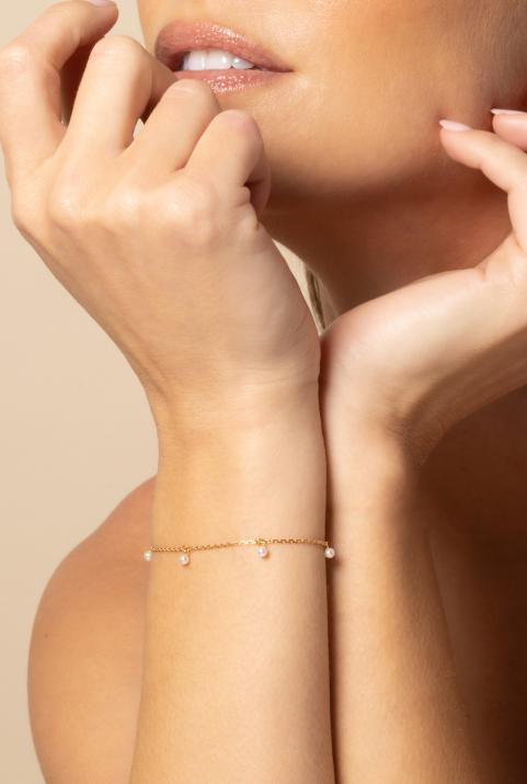 Pulsera de 5 perlas Milakoya en una cadena de oro amarillo - Redline - 0++