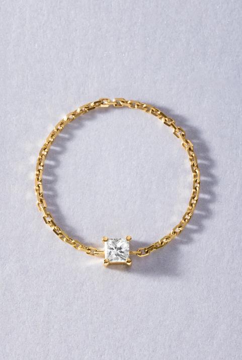 Anillo rígido con diamante princesa de 0.11ct en base de oro amarillo - Redline - 0++