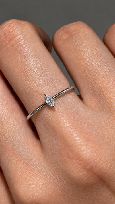 Anillo Junco Majesté Oro Blanco - Redline - 0++