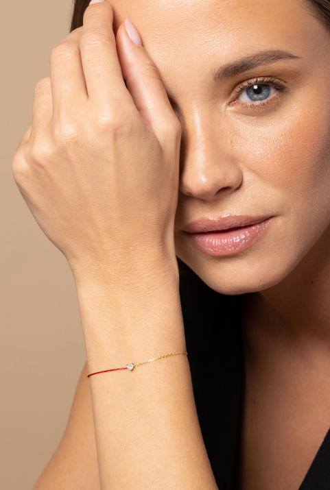 String and chain bracelet with 0.1ct heart shaped diamond in yellow gold prong setting - Redline - 0++