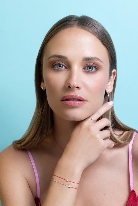 Pulsera Media Cadena Medio Hilo Abby Oro Blanco - Redline - 0++