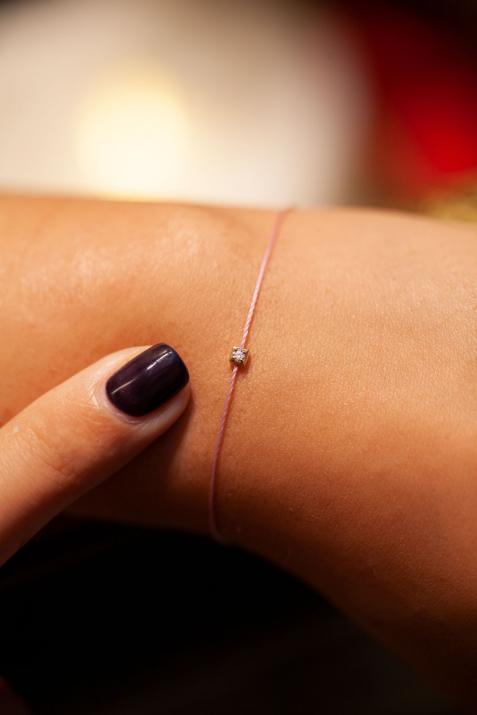 Pulsera Amy con hilo de diamante de 0,02 quilates y cuadrado de oro amarillo - Redline - 0++