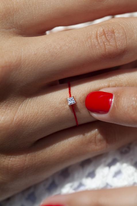 Anillo en hilo con diamante princesa de 0.11ct en base de oro rosa - Redline - 0++