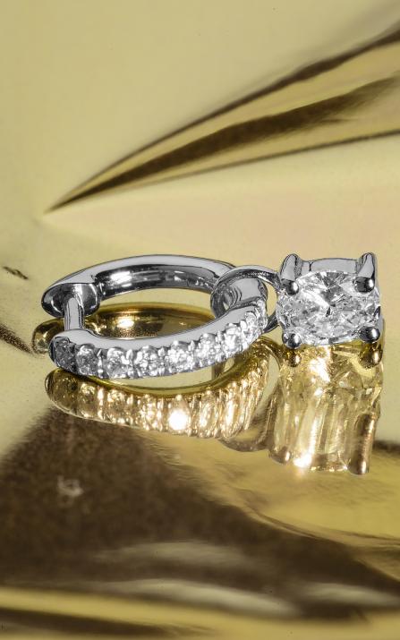 Colgante Baronne Charm Oro Blanco - Redline - 0++