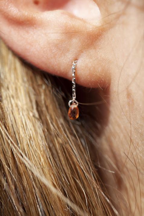 3cm dangling earrings with coloured sapphire in white gold prong setting - Redline - 0++