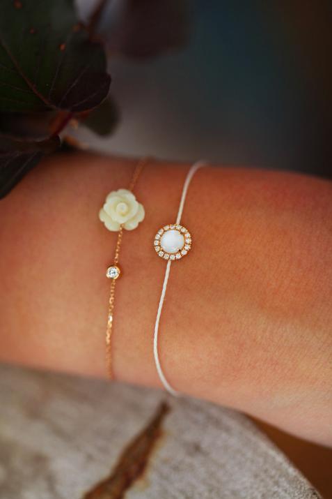 Pulsera en cadena con diamante de 0.10ct y rosa en base de oro amarillo - Redline - 0++