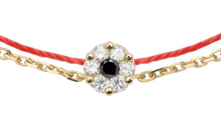 String and chain bracelet with white diamonds and a black diamond in yellow gold cluster style setting - Redline