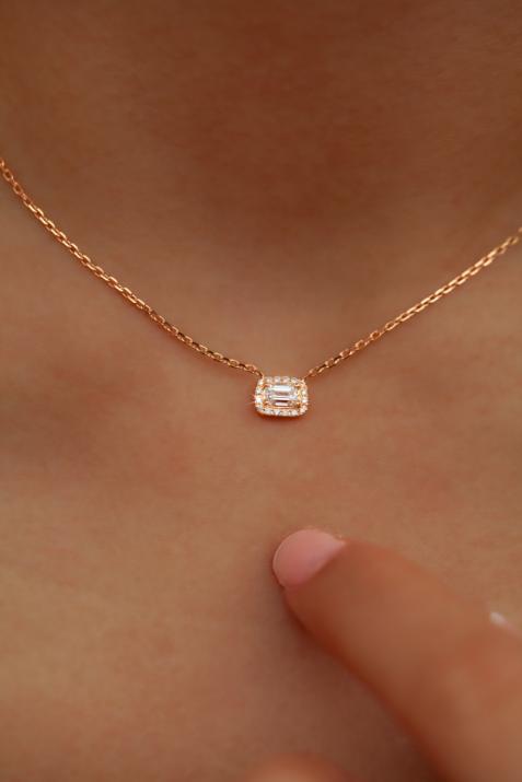 Chain necklace with emerald-cut diamond in rose gold prong setting - Redline - 0++