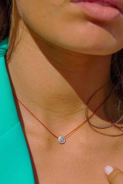 Collar en hilo con diamante de 0.26ct en base de oro blanco - Redline - 0++