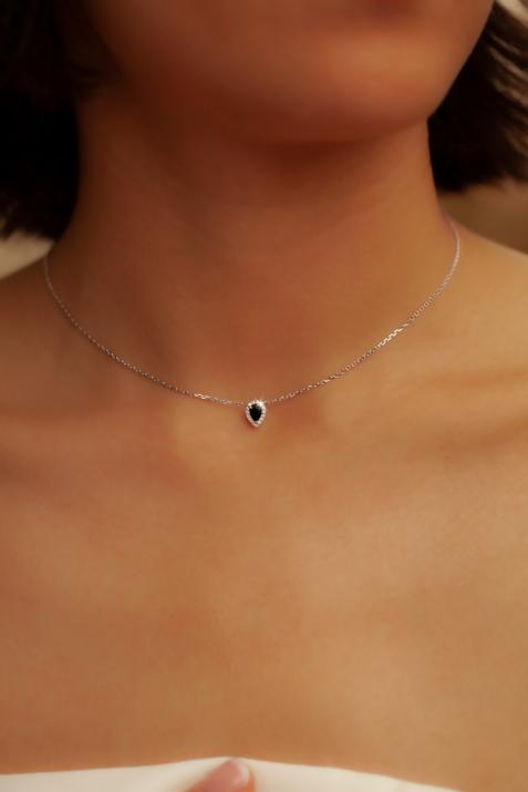 Onyx and diamonds chain necklace in white gold prong setting - Redline - 0++