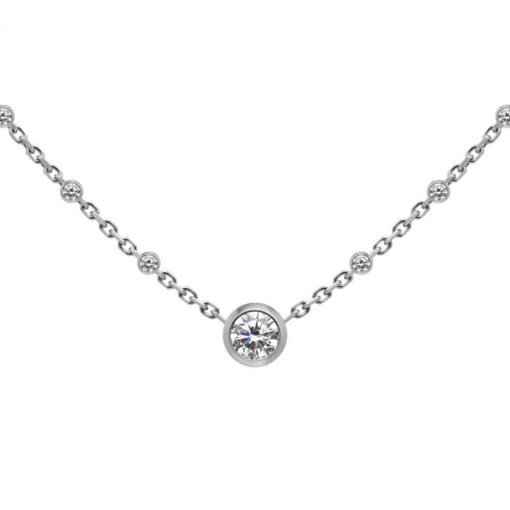Chain necklace with little diamonds around a diamond in white gold bezel setting - Redline - 0++