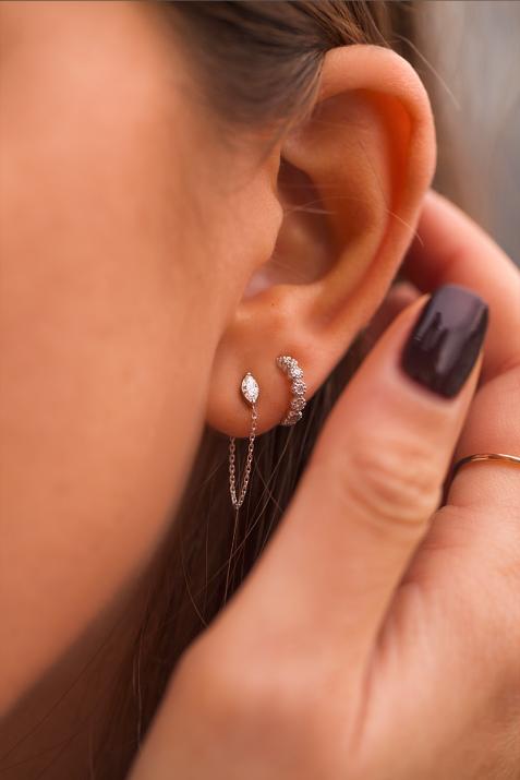 Pendiente de cadena de oro blanco Majesté Courtoise - Redline - 0++