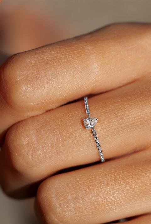 Anillo en cadena con diamante pera de 0.10ct en base de oro blanco - Redline - 0++