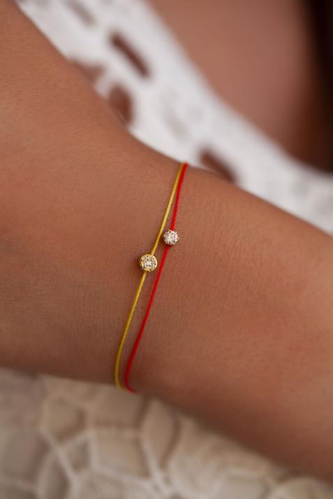 Pulsera en hilo con diamante de 0.5ct en base de oro amarillo - Redline - 0++