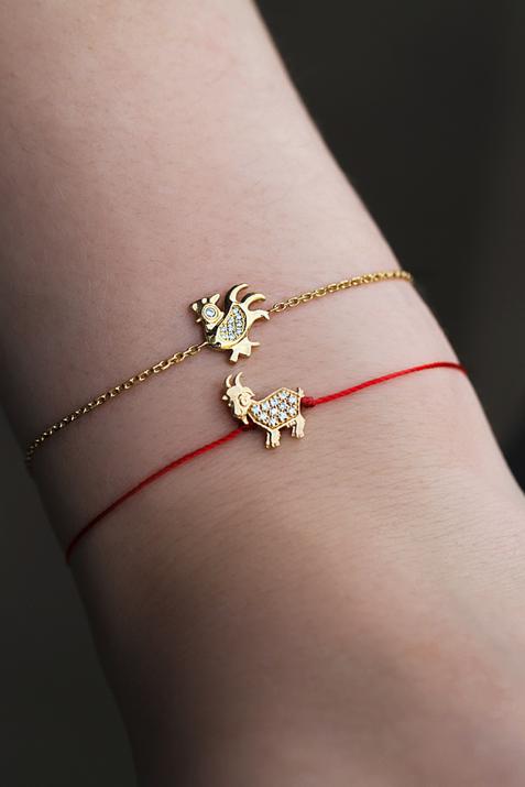 Yellow gold chain bracelet with diamond-paved rooster - Redline - 0++
