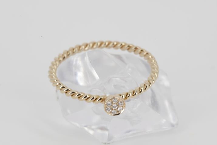 Ring with 0.03ct Round Diamond in Yellow Gold Bezel Setting - Redline - 0++