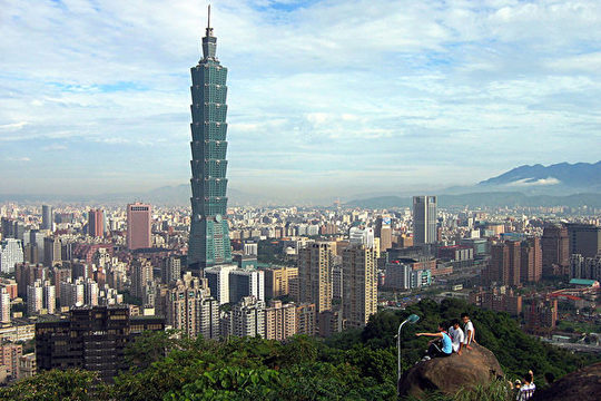 Redline ouvre une nouvelle boutique à Taiwan Région !