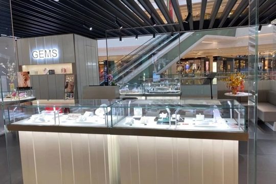 Interview Redline X Gems-Universe